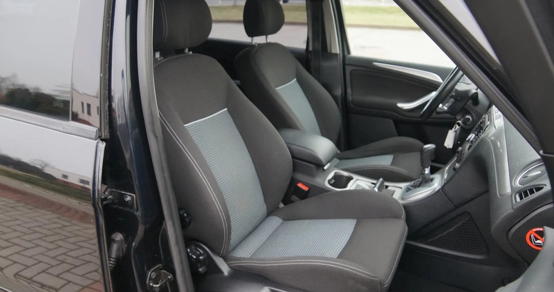 Ford S-Max cena 31777 przebieg: 173700, rok produkcji 2010 z Gniezno małe 497